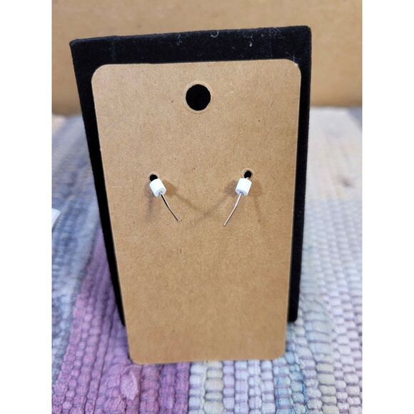 (3 for $15)~JoMa~ Whitewashed Silvertone Dangle Earrings with Purple Australian - Picture 4 of 4